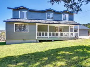 Eagar Vacation Rental Home w/ Spacious Deck!