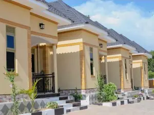 golden hotel and apartments