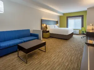 Holiday Inn Express & Suites CHARLOTTE- ARROWOOD by IHG