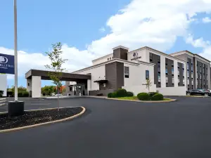 DoubleTree by Hilton St. Louis Airport