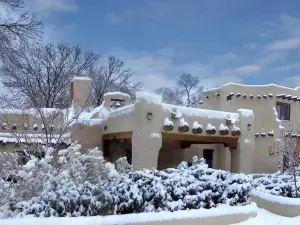 Sagebrush Inn & Suites