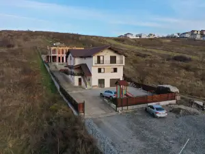 Pensiunea Giulia Home