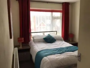 9 Gunfleet Court