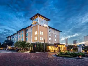 Hotel Indigo Jacksonville-Deerwood Park