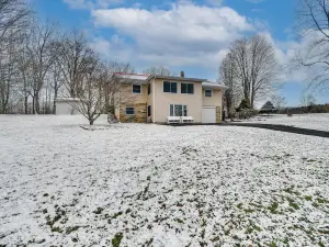 Montour Falls Apartment ~ 3 Mi to Seneca Lake!
