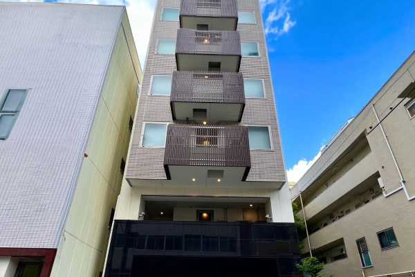 KIN HOTEL Promo Code