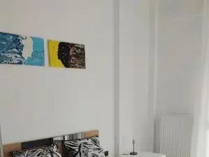 Art House 2