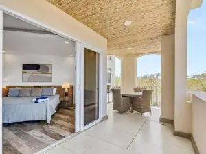 Pen16: Luxury 3bd Condo in Excl. Resort Complex