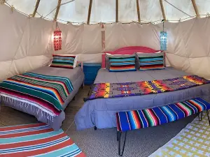 The Arrowhead Tipi Resort - Big Lakes - Nomadic Tipis on Lake Tawakoni