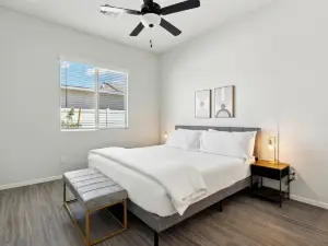 Sparkling Modern Home in Buckeye with Pool,BBQ