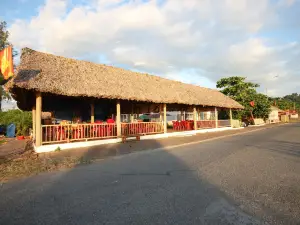Tre Nguon Hotel & Resort