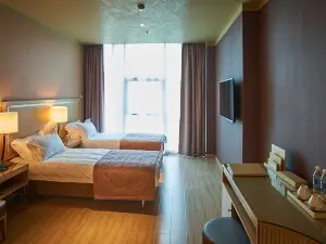 Bay Garden Hotel