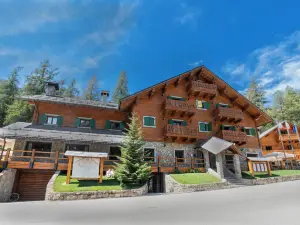 Hotel Chamois d'Or