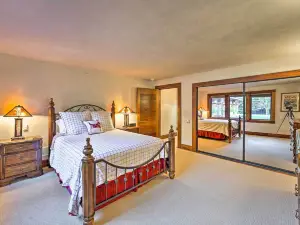 Spacious Luxury Retreat w/ Private Hot Tub & Pool!