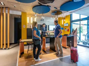 ノボテル ラ ロシェル サントル