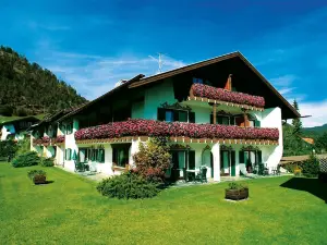 Appartementhaus Alpenrose