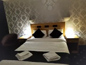 Greensbury Hotel