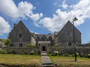 Mortons Manor