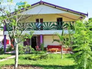 4 Bedrooms Villa with Sea View Enclosed Garden and Wifi at Foulpointe Madagascar