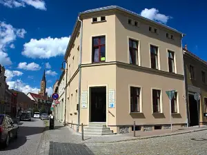 Cafe und Gästehaus INNFernow