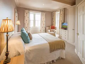 The Wheatsheaf Hotel and Restaurant