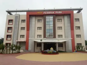 Hotel Pushpak Park