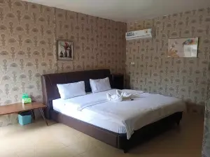 Dolphin Bay Resort