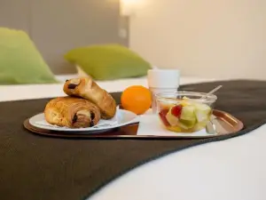 Hotel Inn Design Laval
