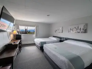 Uptowner Hotel