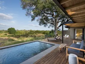 Lion Sands River Lodge