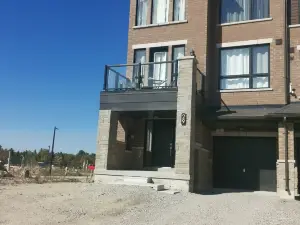 Barrie Comfort Lodging