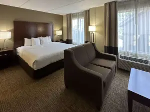 Charlotte Suites by IHG