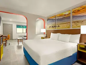 Days Inn by Wyndham Ruidoso Downs