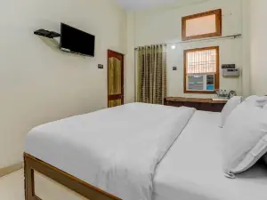 Hotel K V Palace