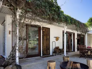 The Moorings Lakehouse