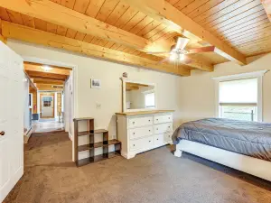 8 Mi to Kingdom Trails Spacious Home with Game Room