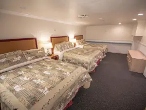 Coachlite Inn