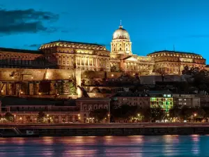 메종 비스트로 & 호텔