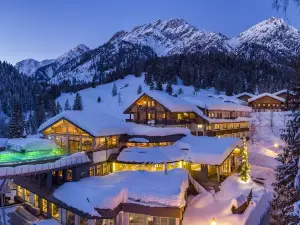 Almwellness-Resort Tuffbad