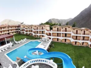 Lunahuana River Resort