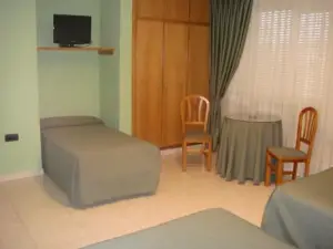 瑟伯爾旅館