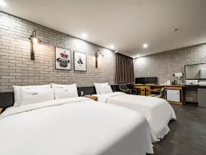 XYM Hotel Mundeok