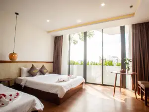 Khách sạn Lưu Ngãi Condotel