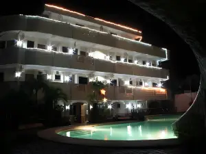 Villa Isabel Hotel