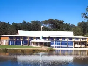 Logis Hotel des Lacs d'Halco