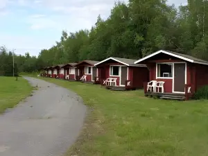 Arctic River Resort