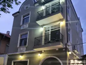 The House - Central Boutique Apartments