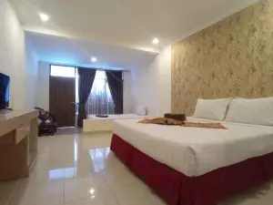 Hotel Maninjau Indah