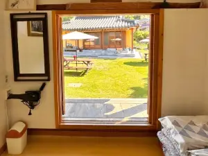 Sanencheong Namsayedamchon Yedam Hanok Stay