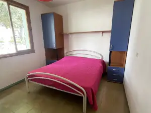 Flat with shared garden 200 metres from the sea